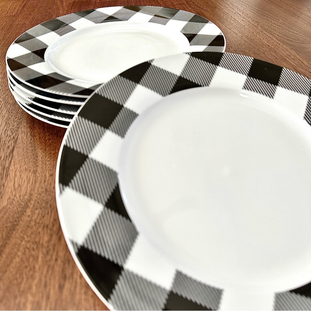 Set of 6 Black & White Buffalo Plaid Dinner Plates 11” New